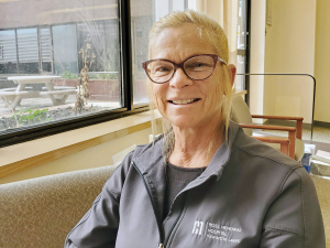 300:225:center:center?src=%2 Fimages%2 Fcontent%2F Karen H 225 300 img 300:225:center:center?src=%2 Fimages%2 Fcontent%2F Karen H 225 300 img